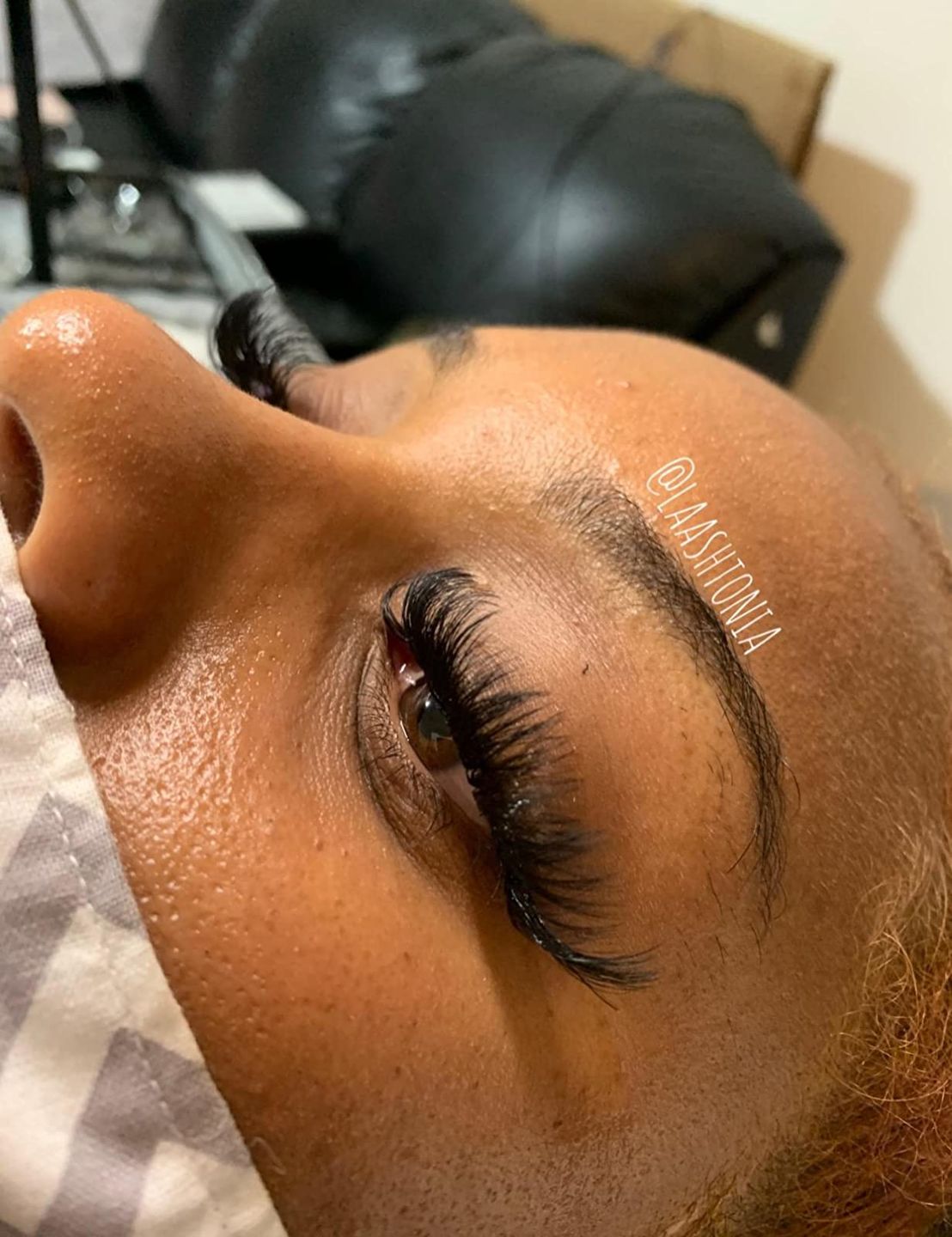 Customer photo review of Cashmere Volume Lash Extensions 0.05mm