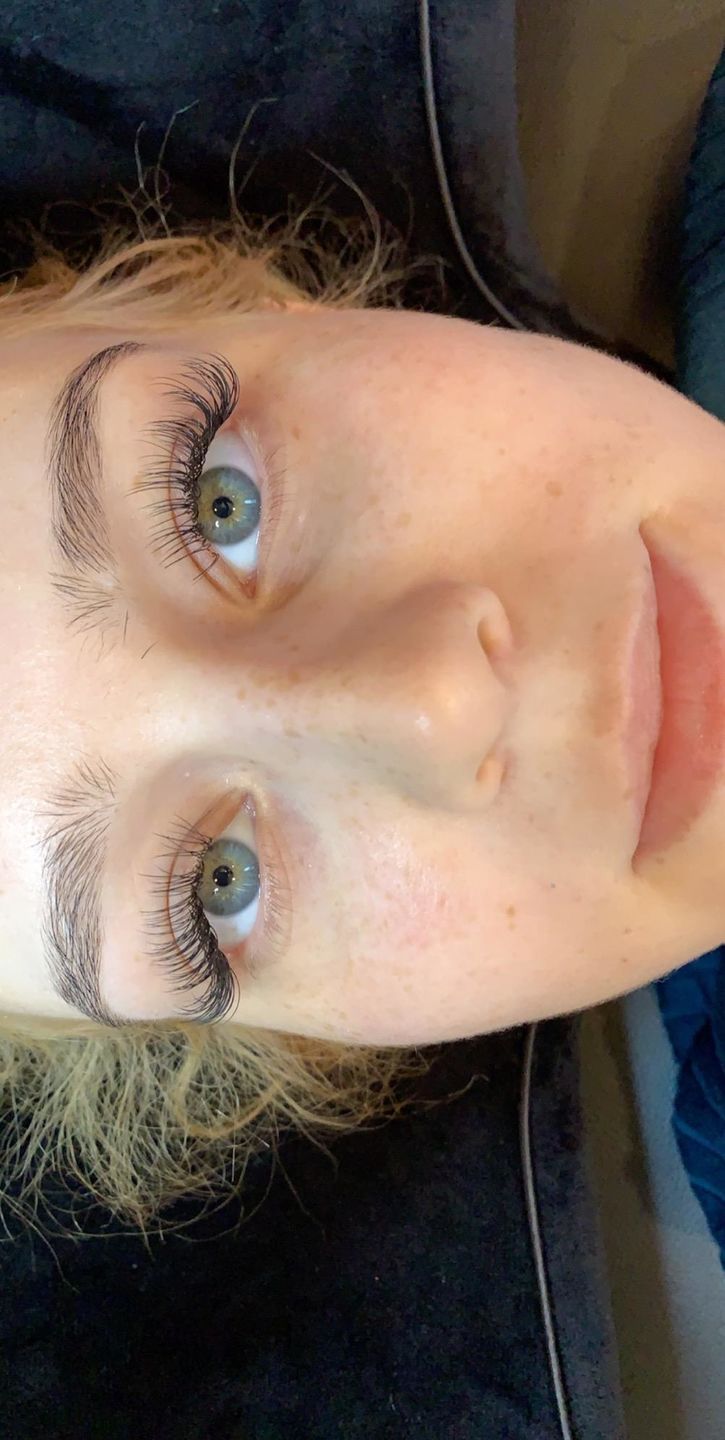 Customer photo review of Cashmere Volume Lash Extensions 0.05mm