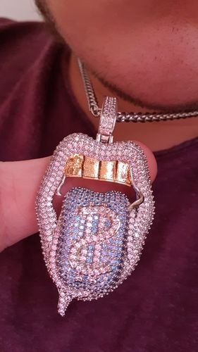 Customer photo review of BADDIECASH PENDANT