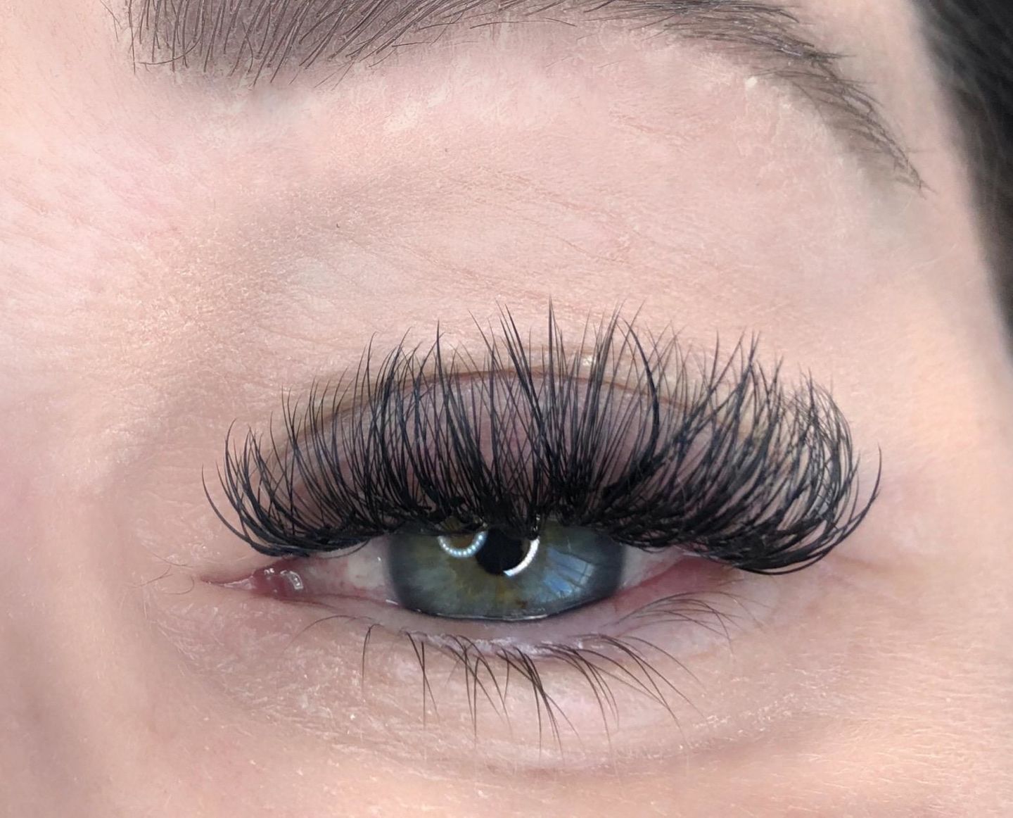 Customer photo review of Cashmere Volume Lash Extensions 0.05mm
