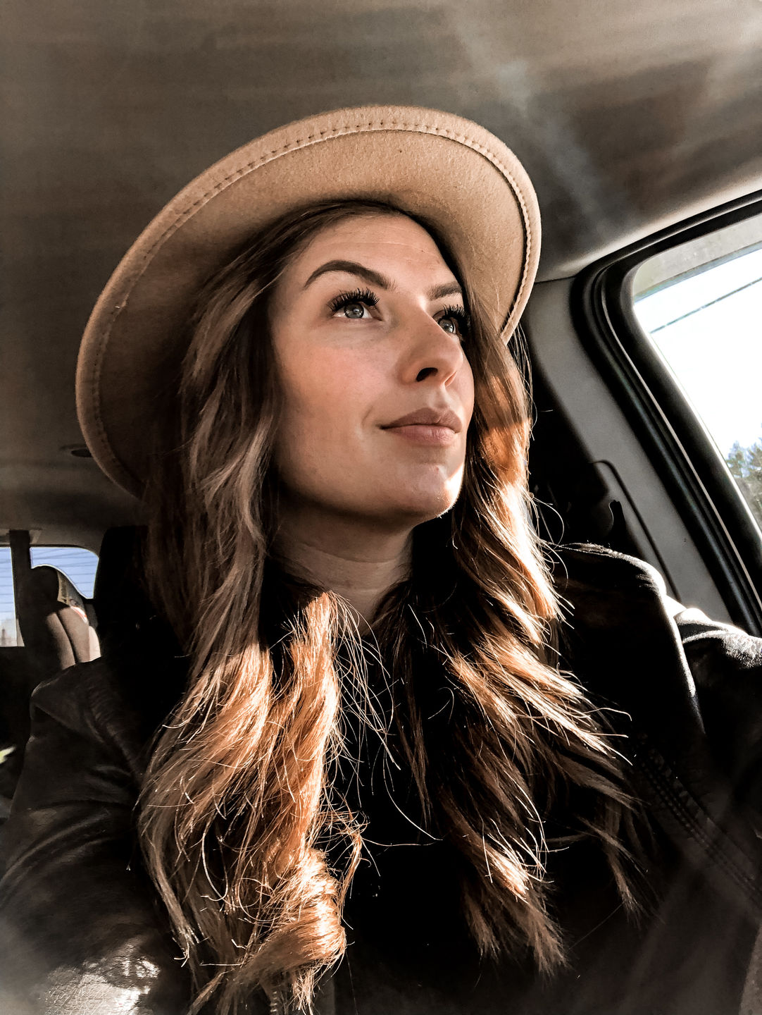 Customer photo review of Wide Brim Hat