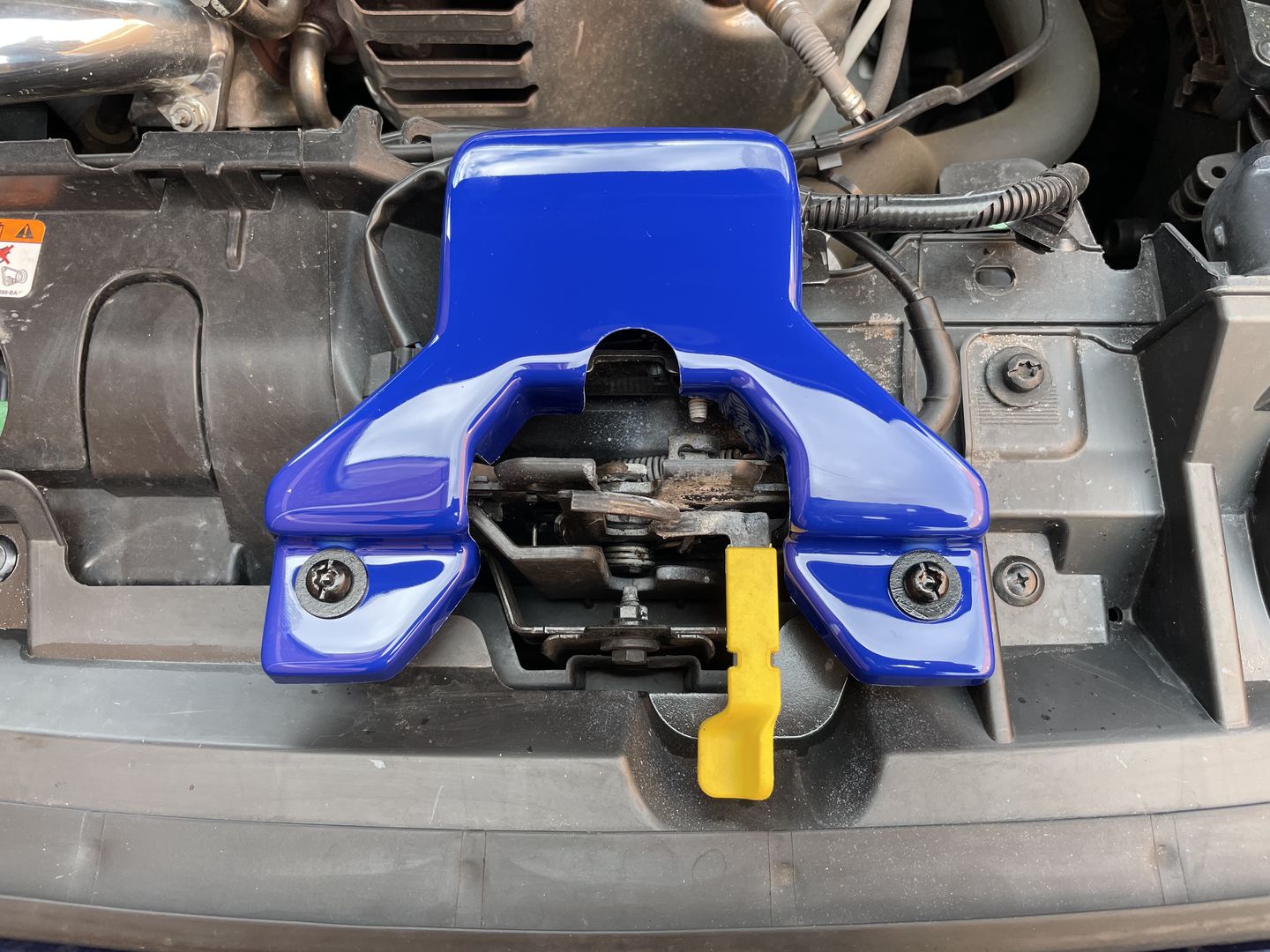 Customer photo review of Proform Bonnet Catch Plate Cover (various colours) - MK7.5 Fiesta