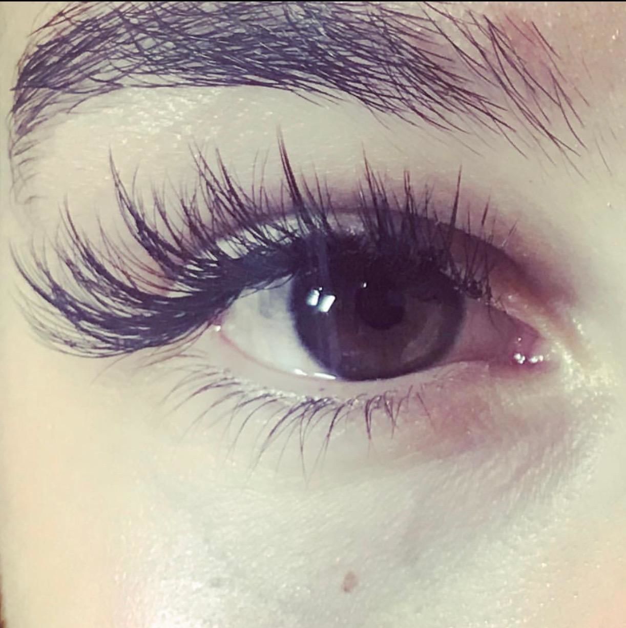 Customer photo review of Cashmere Volume Lash Extensions 0.05mm
