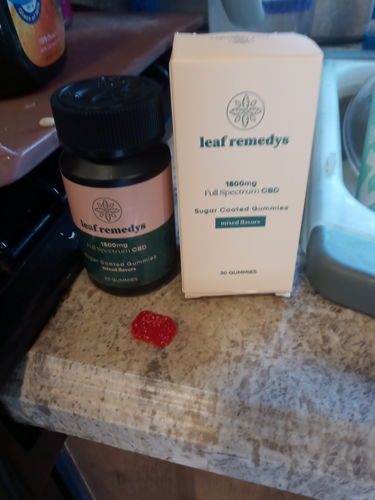 Customer photo review of 1500mg CBD Gummies mixed flavors