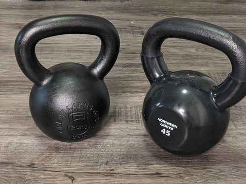 Customer photo review of 24kg / 53lbs E-coated Cast Iron Kettlebell