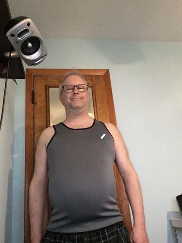 Customer photo review of The Kewlioo Sauna Vest