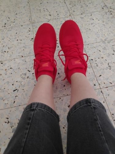 Customer photo review of Breathable Athletic Cushion Men Shoes