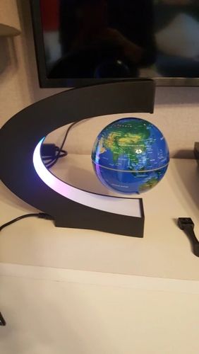 Customer photo review of Space-Design™ Svævende magnetisk globus med LED lys