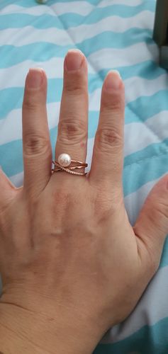 Customer photo review of Elegant Freshwater Pearl Ring WR00074