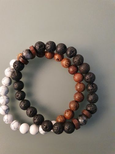 Customer photo review of Vulkanstein Armband
