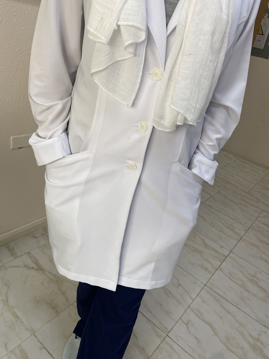 Customer photo review of لابكوت ايڤ سليك جريز اناتومي ~Labcoat Eve Sleek Grey's Anatomy