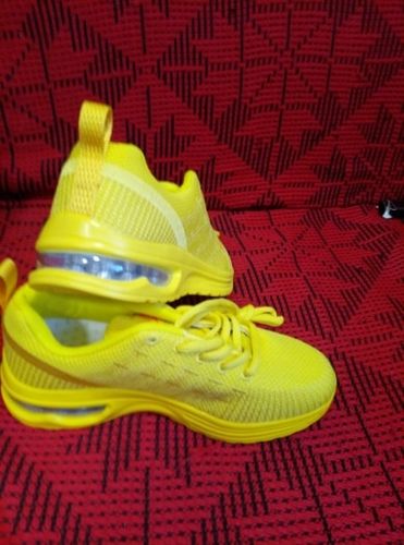 Customer photo review of Breathable Athletic Cushion Men Shoes