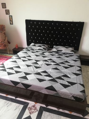 Customer photo review of Magical Triangle- Bed Sheet Set