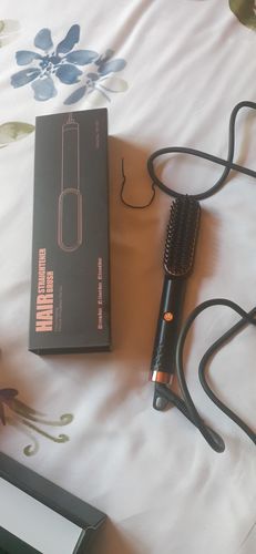 Customer photo review of Mini Hot Straightener Brush