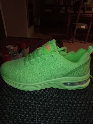 Customer photo review of Breathable Athletic Cushion Men Shoes