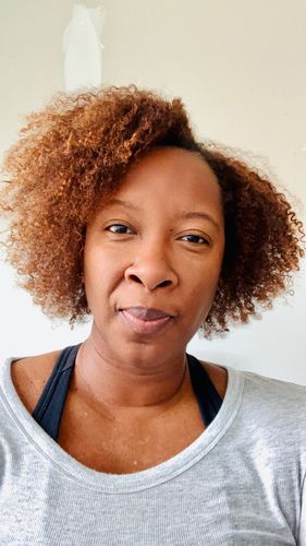 Customer photo review of Curly Hair Shampoo with Aloe Vera for Moisturizing Hair (Fragrance-Free)