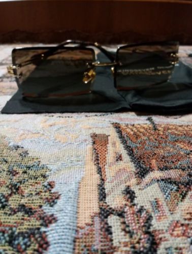 Customer photo review of KINGSEVEN™ - 2021 N810 Vintage Damen Sonnenbrille