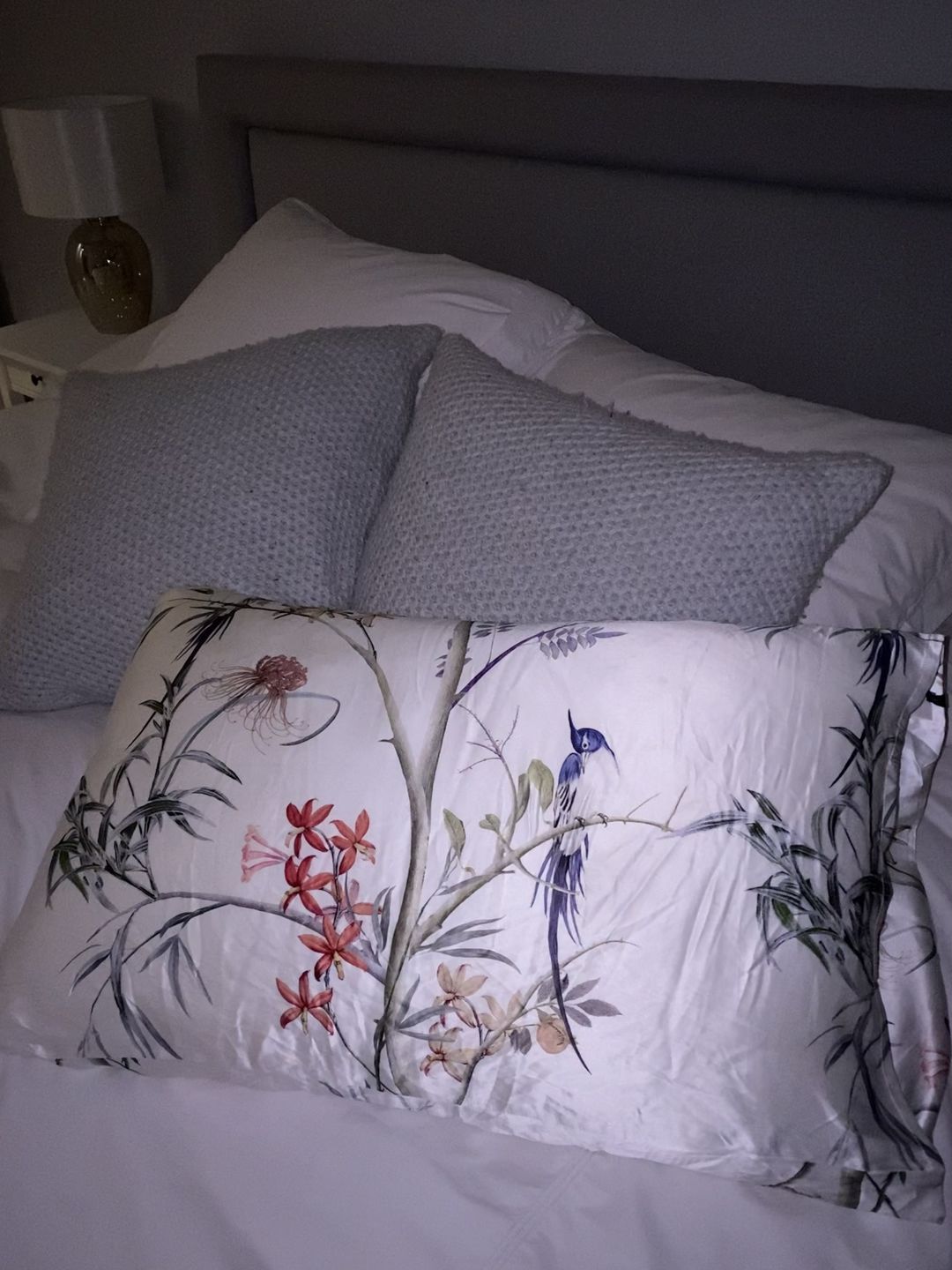 Customer photo review of Hummingbird Pure Silk Pillowcase