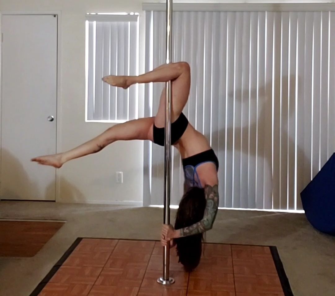 Customer photo review of Essential Hot Pants Black