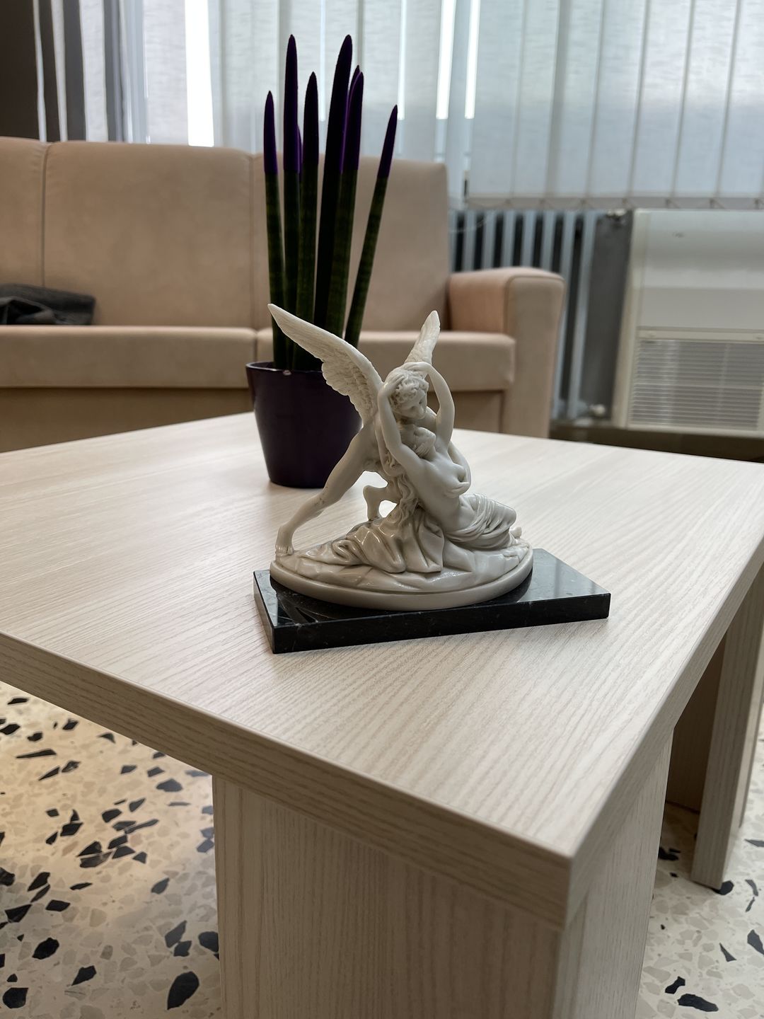 Customer photo review of Amore e Psiche Statua in marmo altezza 14 cm
