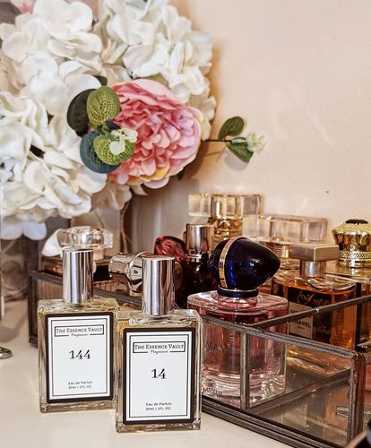 Customer photo review of Inspired by La Vie Est Belle - 144