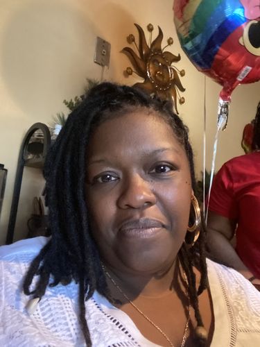 Customer photo review of Braids, Loc & Twist Firm Hold Pomade | 4 oz