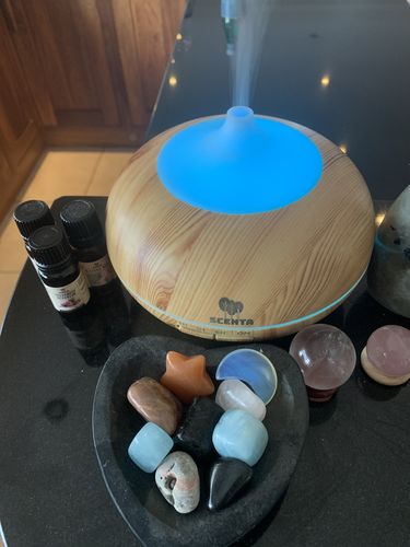 Customer photo review of Cedarwood & Geranium Essential Oil Blend 10ml