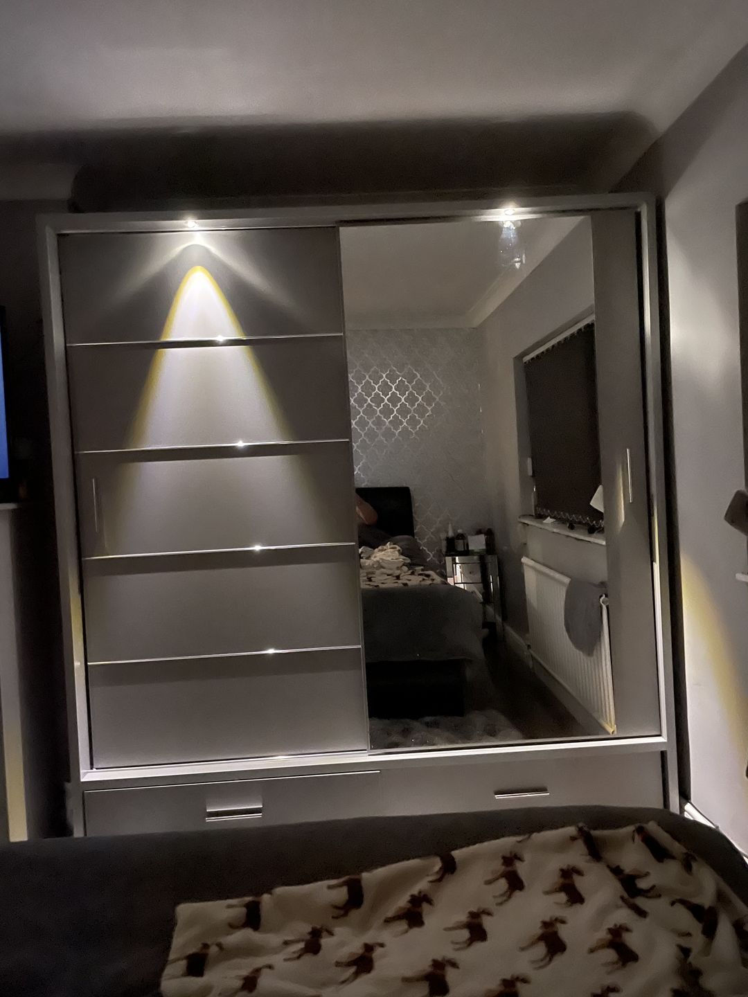 Customer photo review of Arti 5 - 2 Sliding Door Wardrobe 200cm