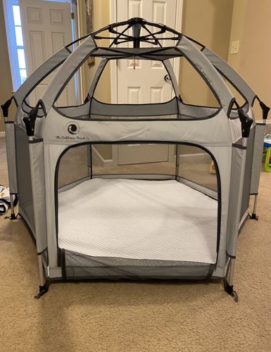 Customer photo review of Pop N' Go® Playpen
