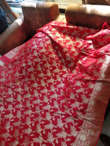Customer photo review of Tango Red Woven Banarasi Brocade Festive Saree