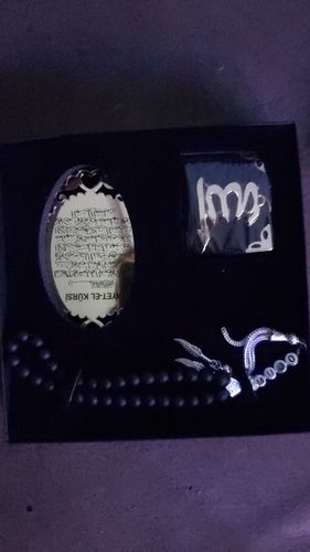 Customer photo review of Giftbox Black