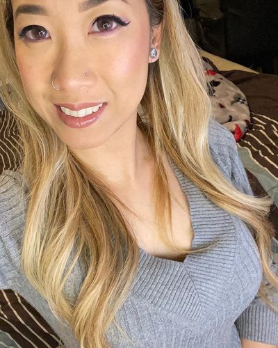 Customer photo review of Icoloured® Rorastar Brown Colored Contact Lenses