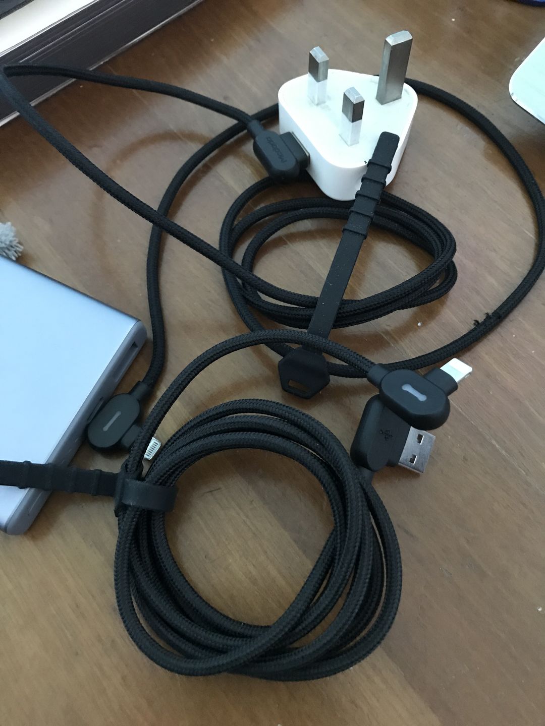 Customer photo review of Titan Smart Cable™ (3-Pack)+2 FREE