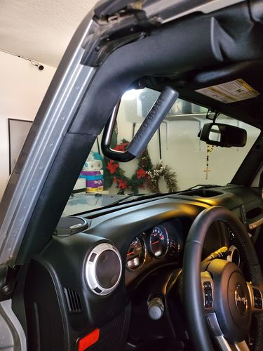 Customer photo review of Steel Grab Handle for 07-20 Jeep Wrangler JK/ JKU