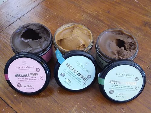 Customer photo review of 3 vasi di Crema di Nocciole Piemonte IGP delle Langhe 200g