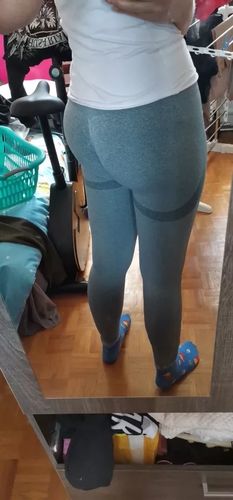Customer photo review of High Waist Anti-Cellulite Leggings