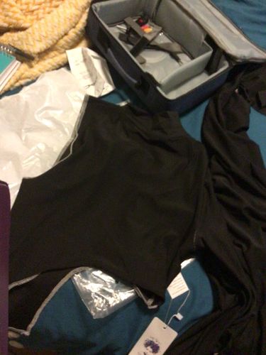 Customer photo review of Ensemble couture apparente avec une manche longue sur deux