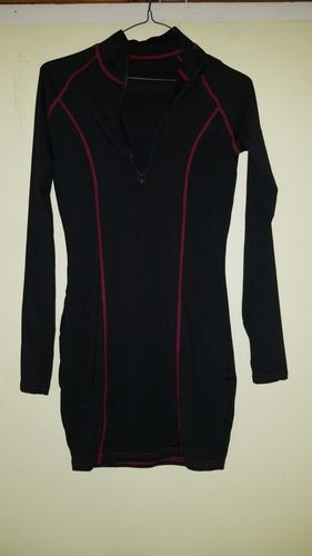 Customer photo review of Robe moulante matière élastique