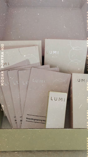 Customer photo review of Rose Brightening Moisture Mask