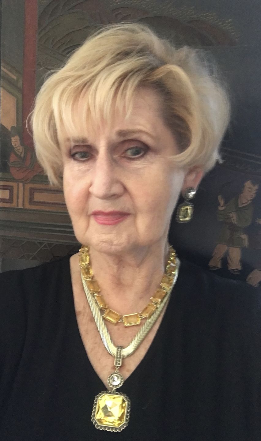 Customer photo review of Heidi Daus®"The Devil Wears Heidi" Crystal Petite Necklace