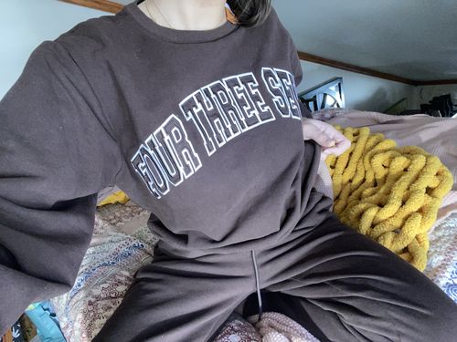 Customer photo review of The Crewneck / Espresso