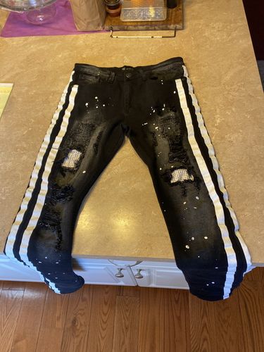 Customer photo review of Twill Rhinestone Skinny Fit Denim Black - White (M4921T)