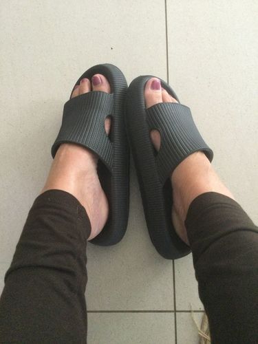 Customer photo review of FootRelax Non-Slip Cushion Slippers