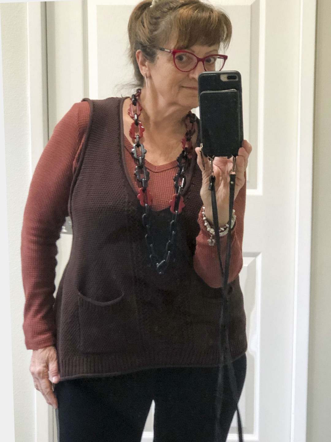 Customer photo review of Plus Size Women Pocket Knitted Hollow Sweater Vest