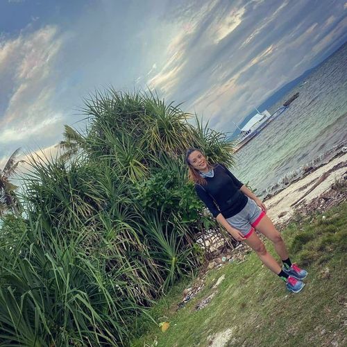 Customer photo review of Hoka One One Women's Arahi 2