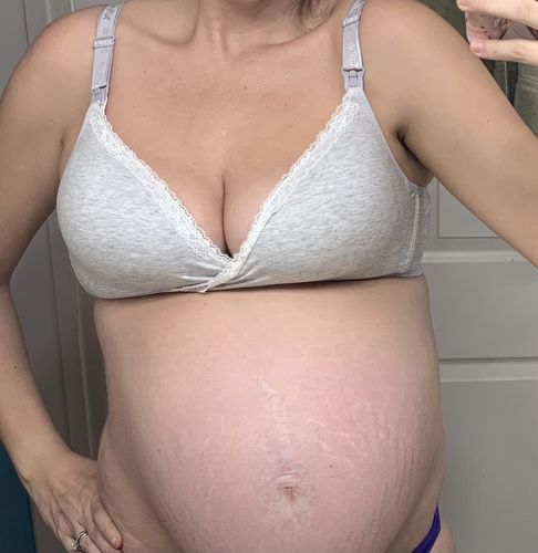 Customer photo review of Momma's Comfy Maternity Bra