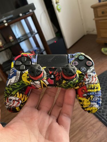 Customer photo review of Anarchy - PS4 Controller Skin