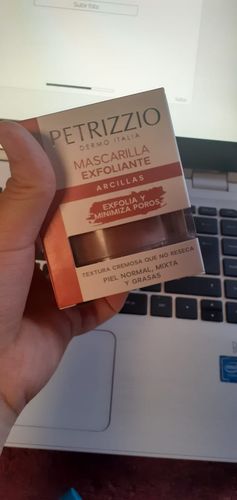 Customer photo review of Petrizzio Mascarilla Exfoliante Arcilla