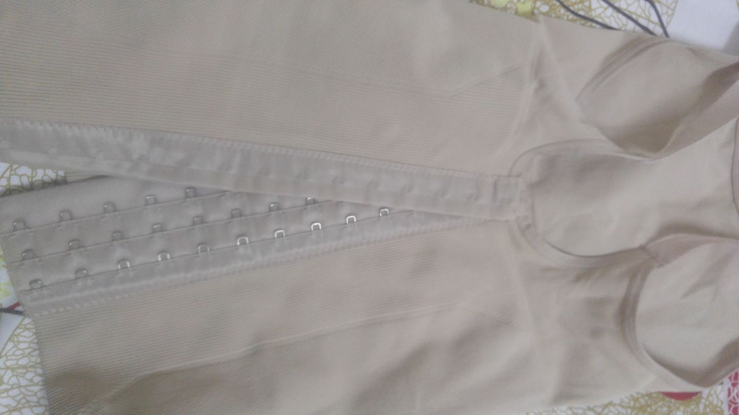 Customer photo review of Shades Double Waist Sculpting Short