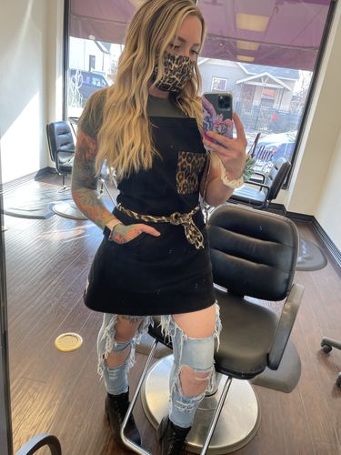 Customer photo review of Leopard Two Tone Apron